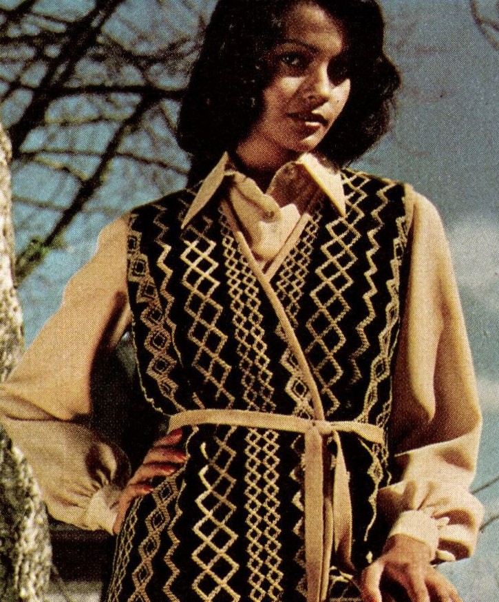 Catalogue Girls 7147-catalogue-girls.jpg