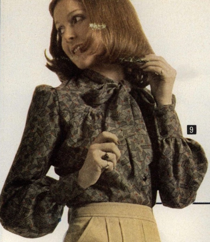 Catalogue Girls 7154-catalogue-girls.jpg