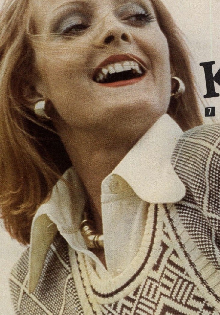 Catalogue Girls 7166-catalogue-girls.jpg