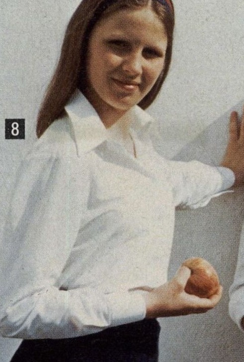 Catalogue Girls 7182-catalogue-girls.jpg