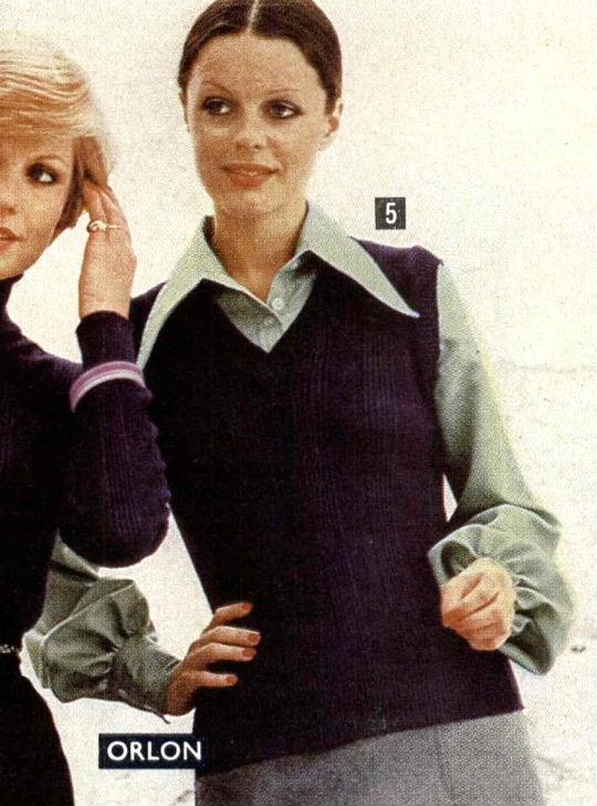 Catalogue Girls 7194-catalogue-girls.jpg