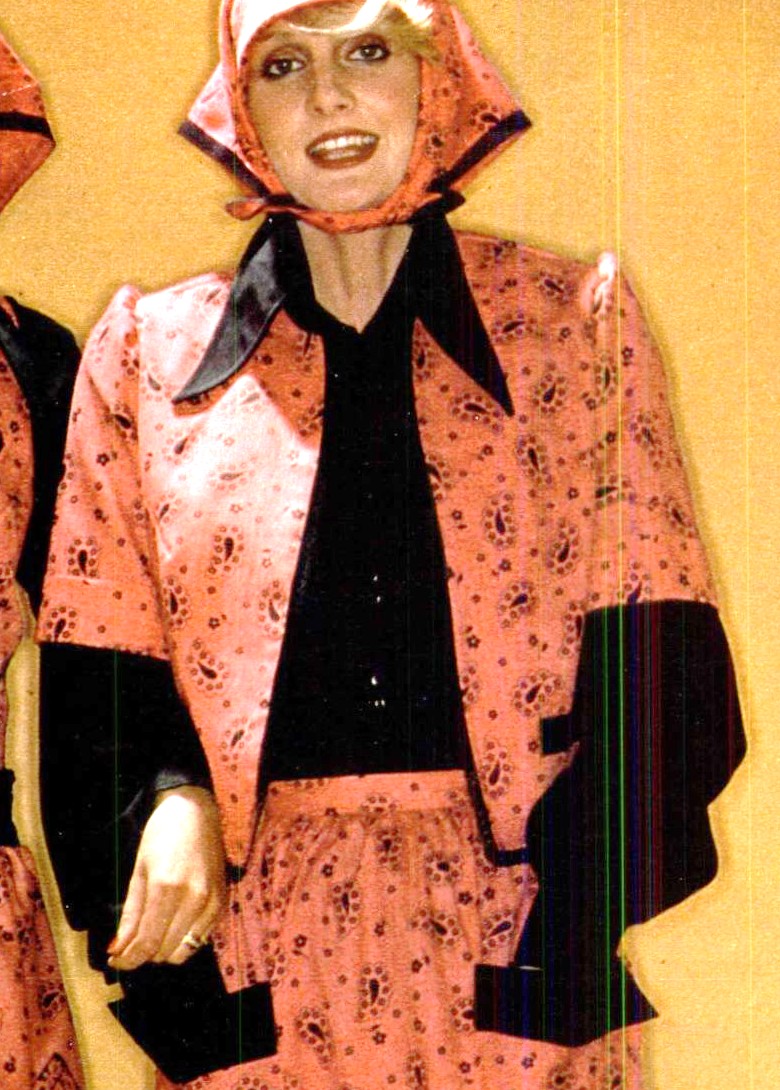 Catalogue Girls 7215-catalogue-girls.jpg