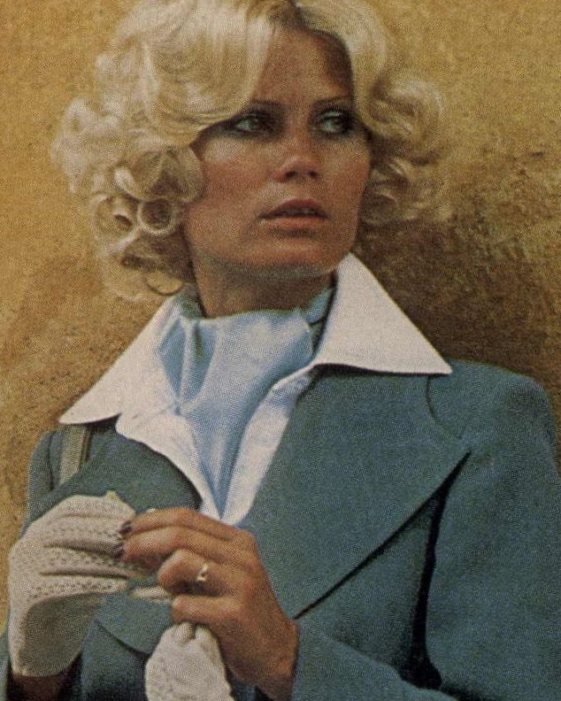 Catalogue Girls 7247-catalogue-girls.jpg