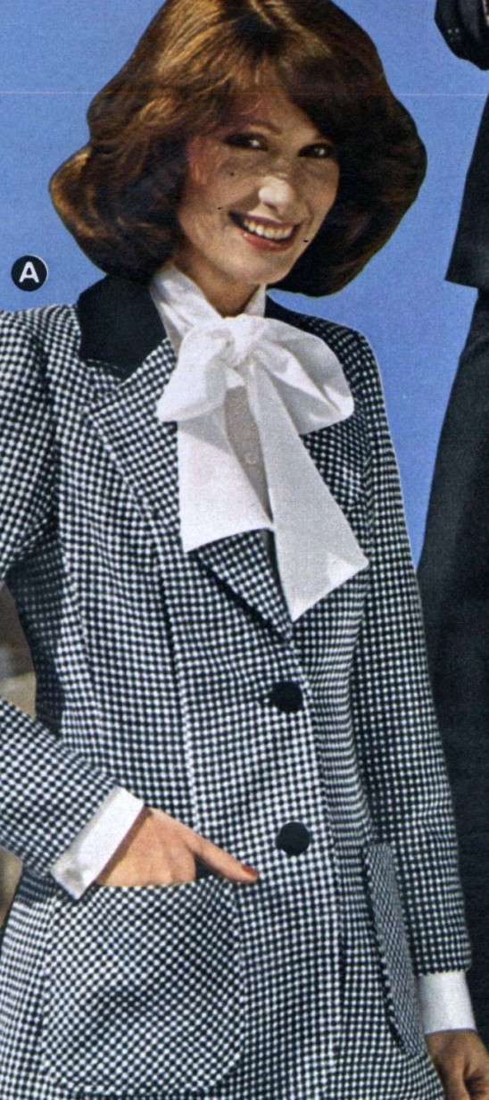 Catalogue Girls 7300-catalogue-girls.jpg