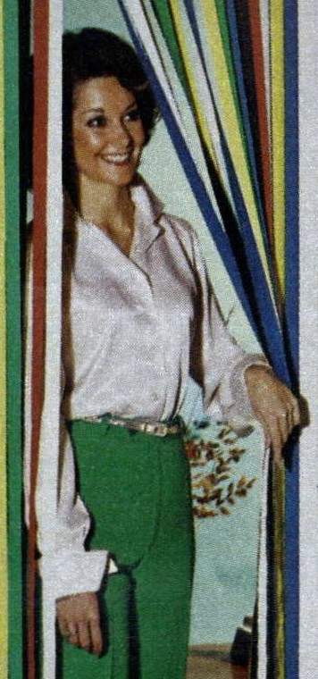 Catalogue Girls 7304-catalogue-girls.jpg