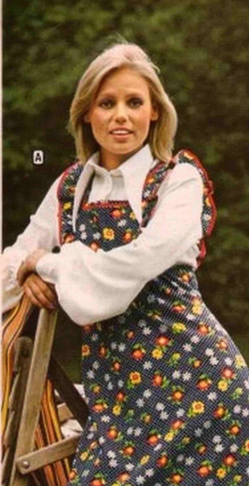 Catalogue Girls 7346-catalogue-girls.jpg