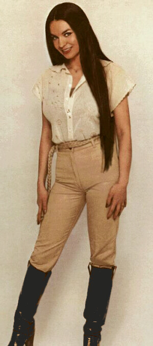 Re: CELEBRITIES IN BLOUSES 738-re--celebrities-in-blouses.jpg