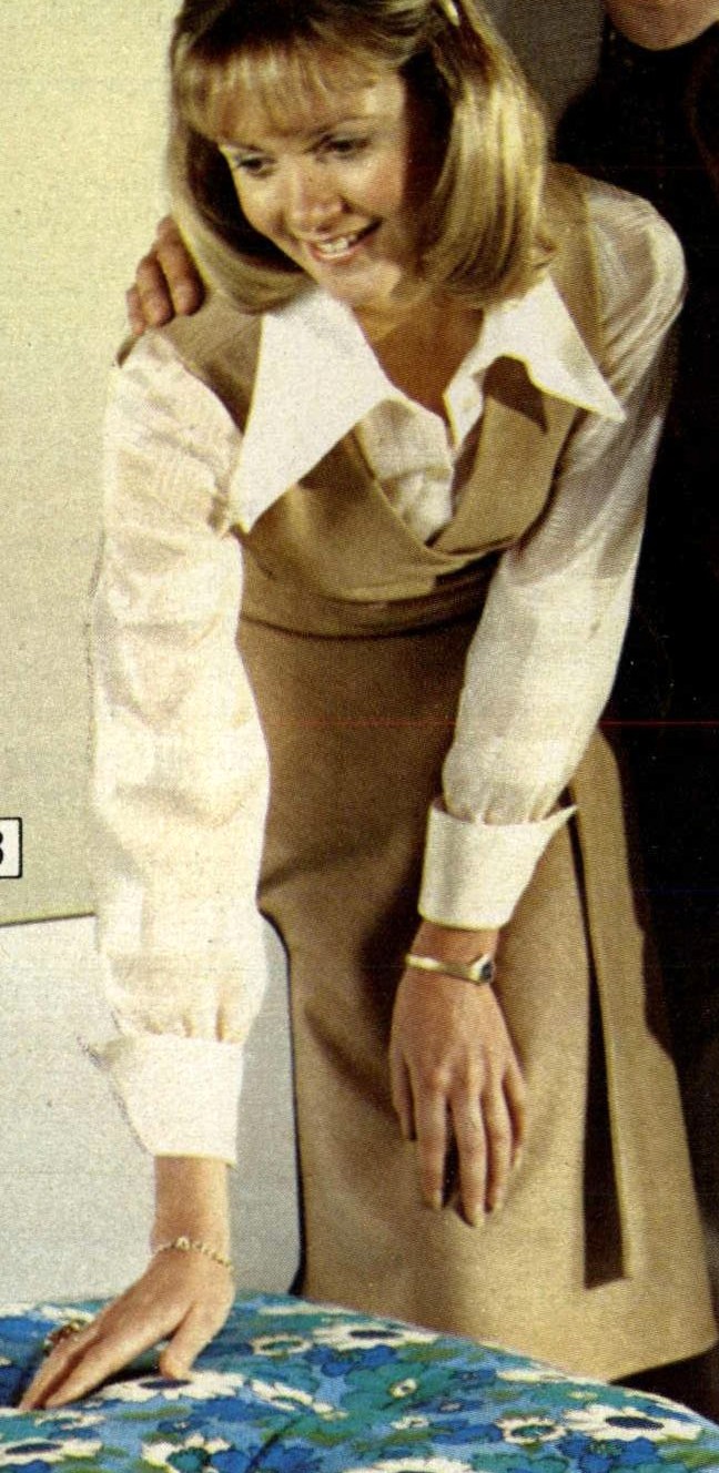 Catalogue Girls 7443-catalogue-girls.jpg