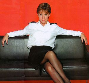 Re: CELEBRITIES IN BLOUSES 750-re--celebrities-in-blouses.jpg