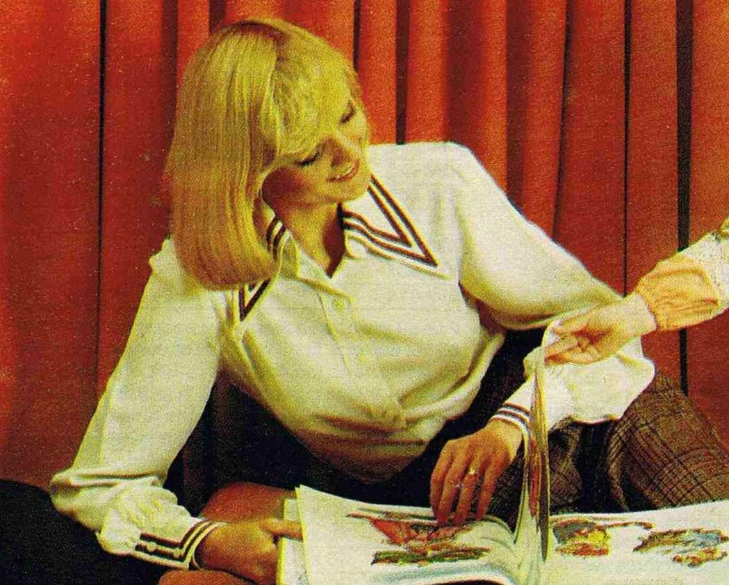 Catalogue Girls 7528-catalogue-girls.jpg