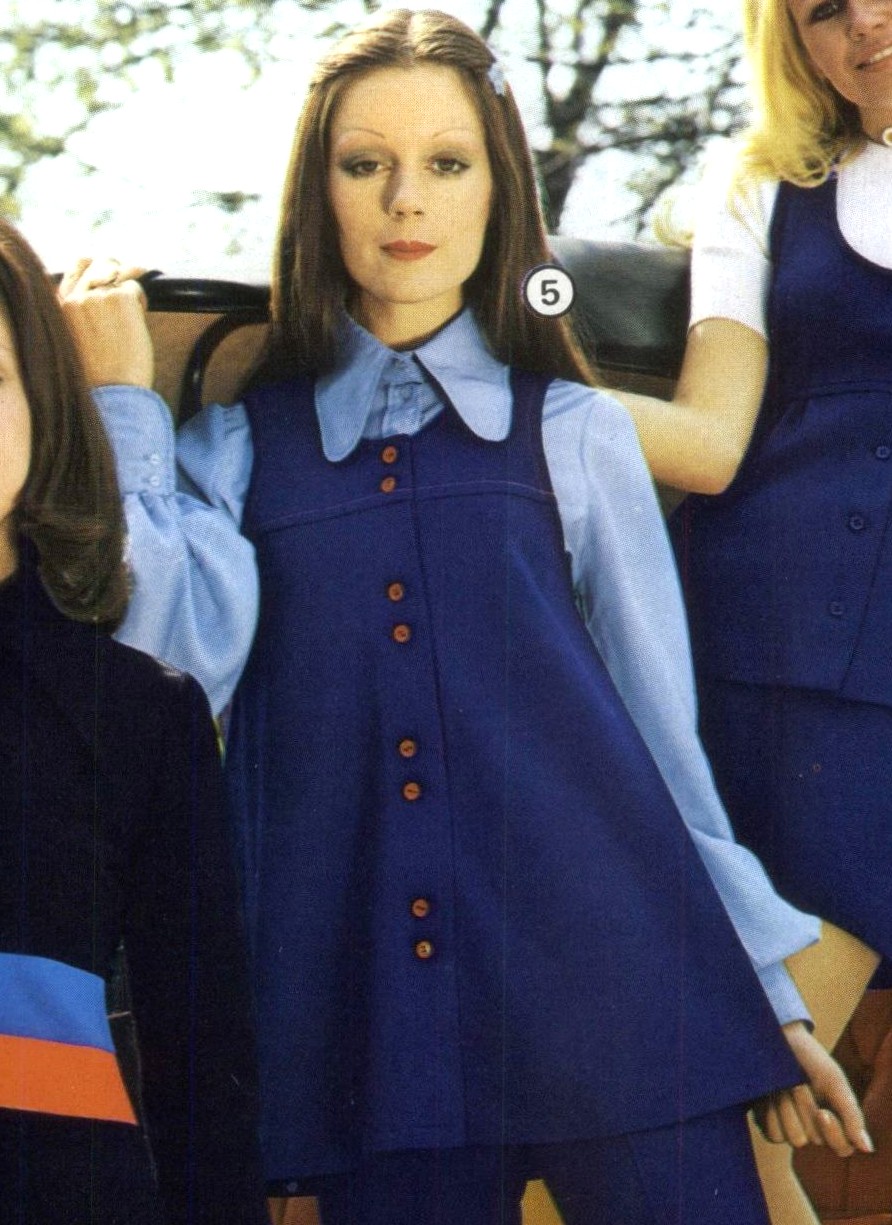 Catalogue Girls 7549-catalogue-girls.jpg