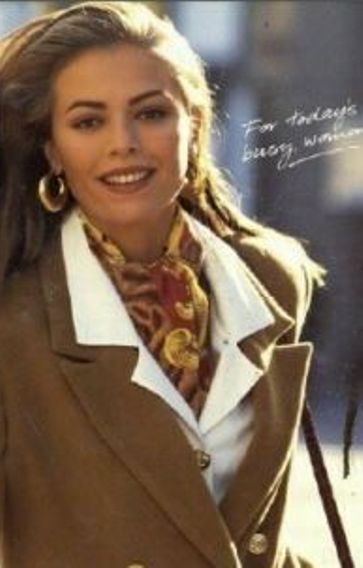 Catalogue Girls 7551-catalogue-girls.jpg