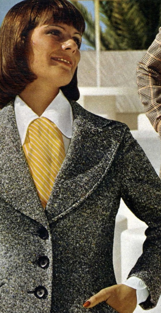 Catalogue Girls 7599-catalogue-girls.jpg