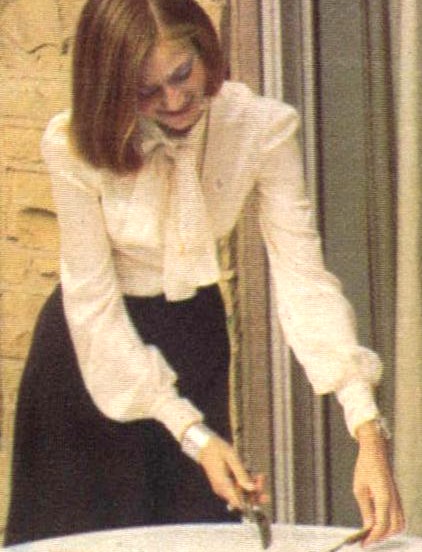 Catalogue Girls 7613-catalogue-girls.jpg