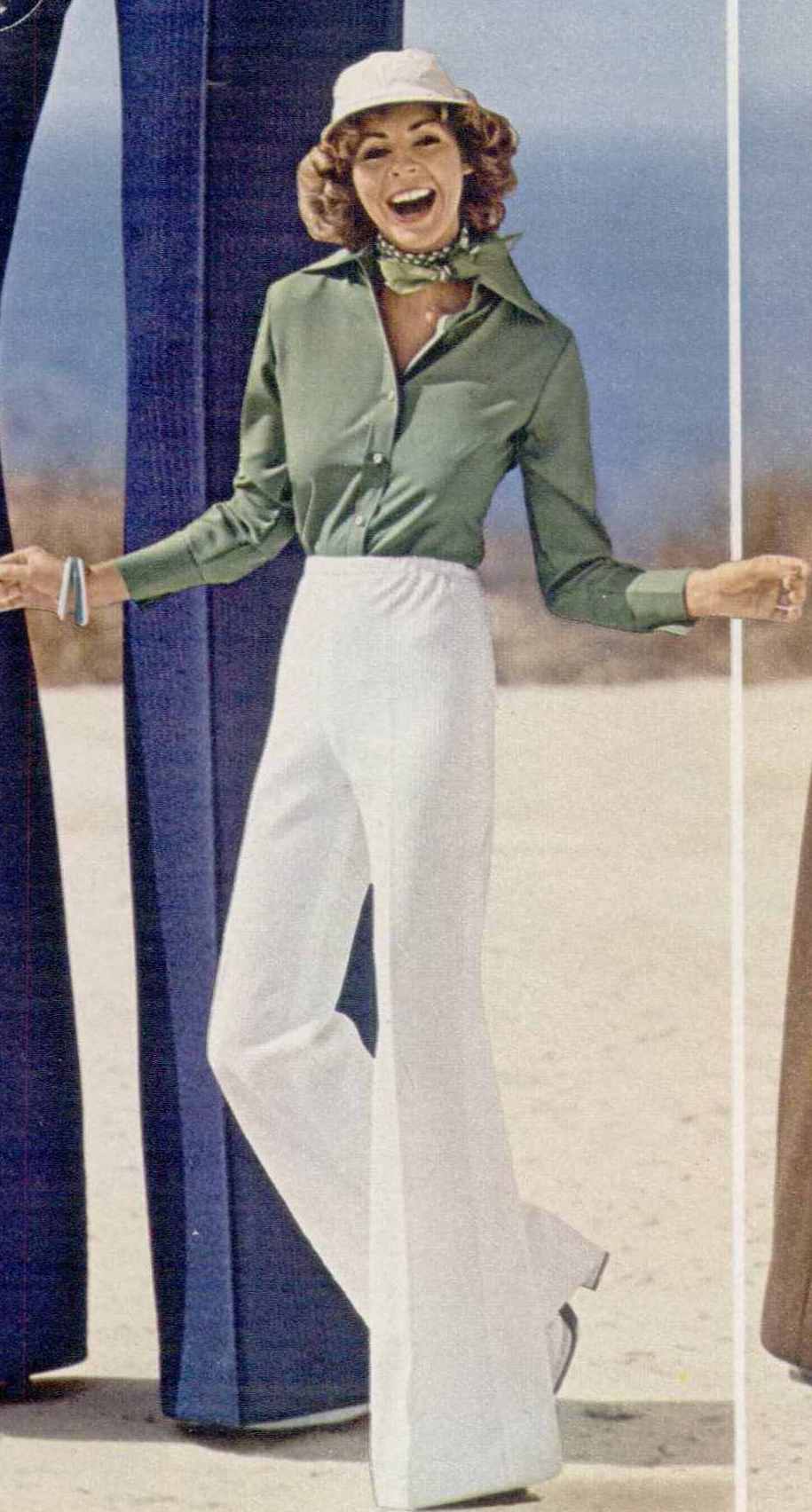 Catalogue Girls 7712-catalogue-girls.jpg