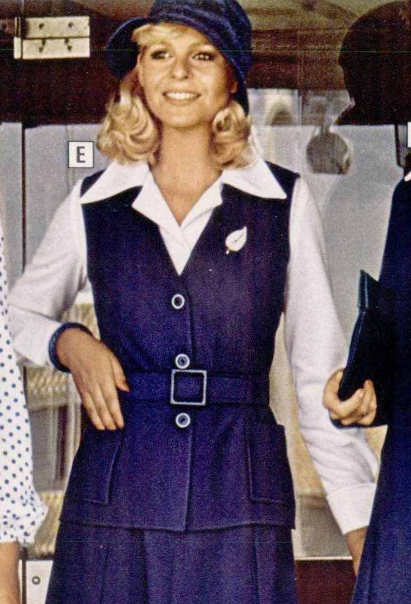 Catalogue Girls 7718-catalogue-girls.jpg