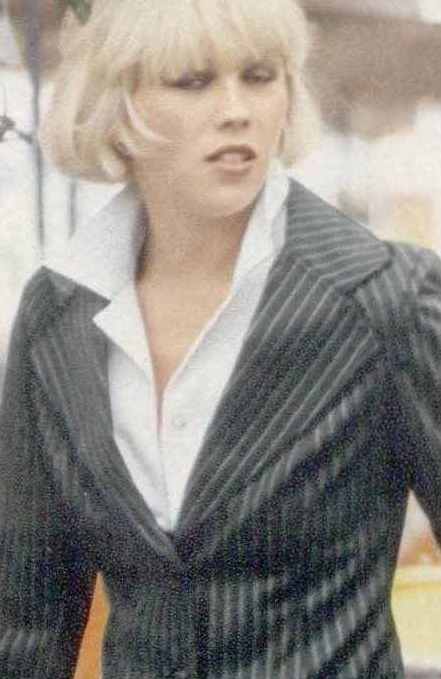 Catalogue Girls 7738-catalogue-girls.jpg