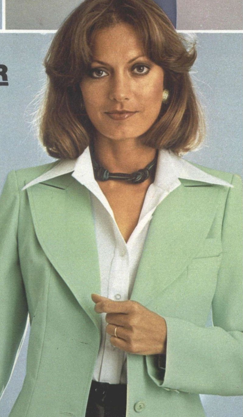 Catalogue Girls 7751-catalogue-girls.jpg