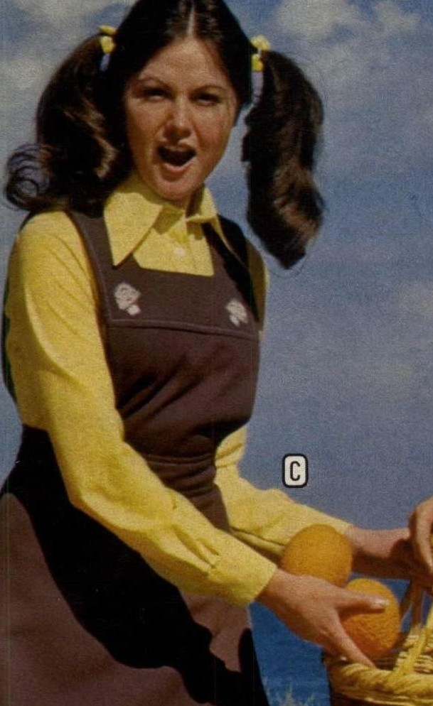 Catalogue Girls 7800-catalogue-girls.jpg