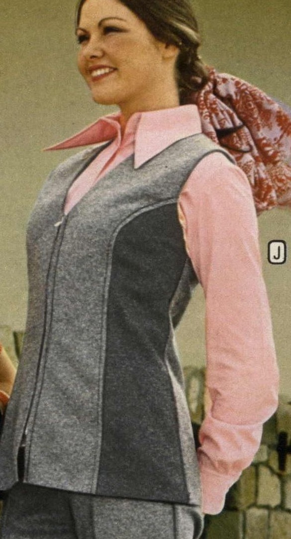 Catalogue Girls 7807-catalogue-girls.jpg