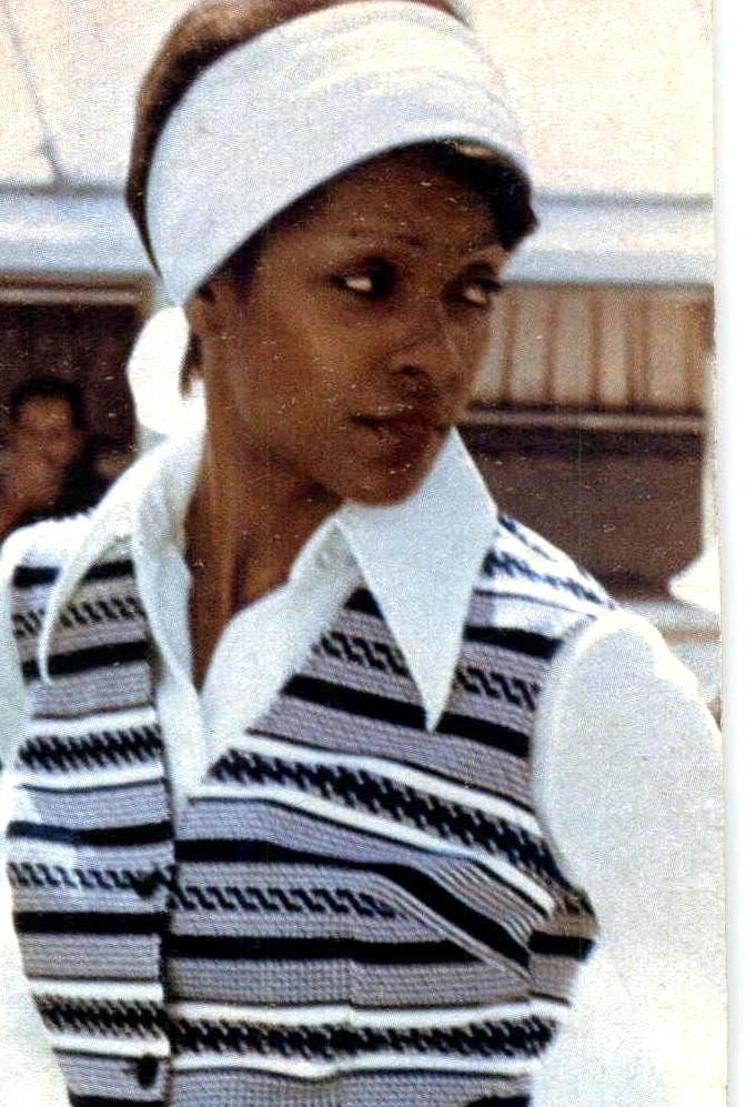 Catalogue Girls 7860-catalogue-girls.jpg