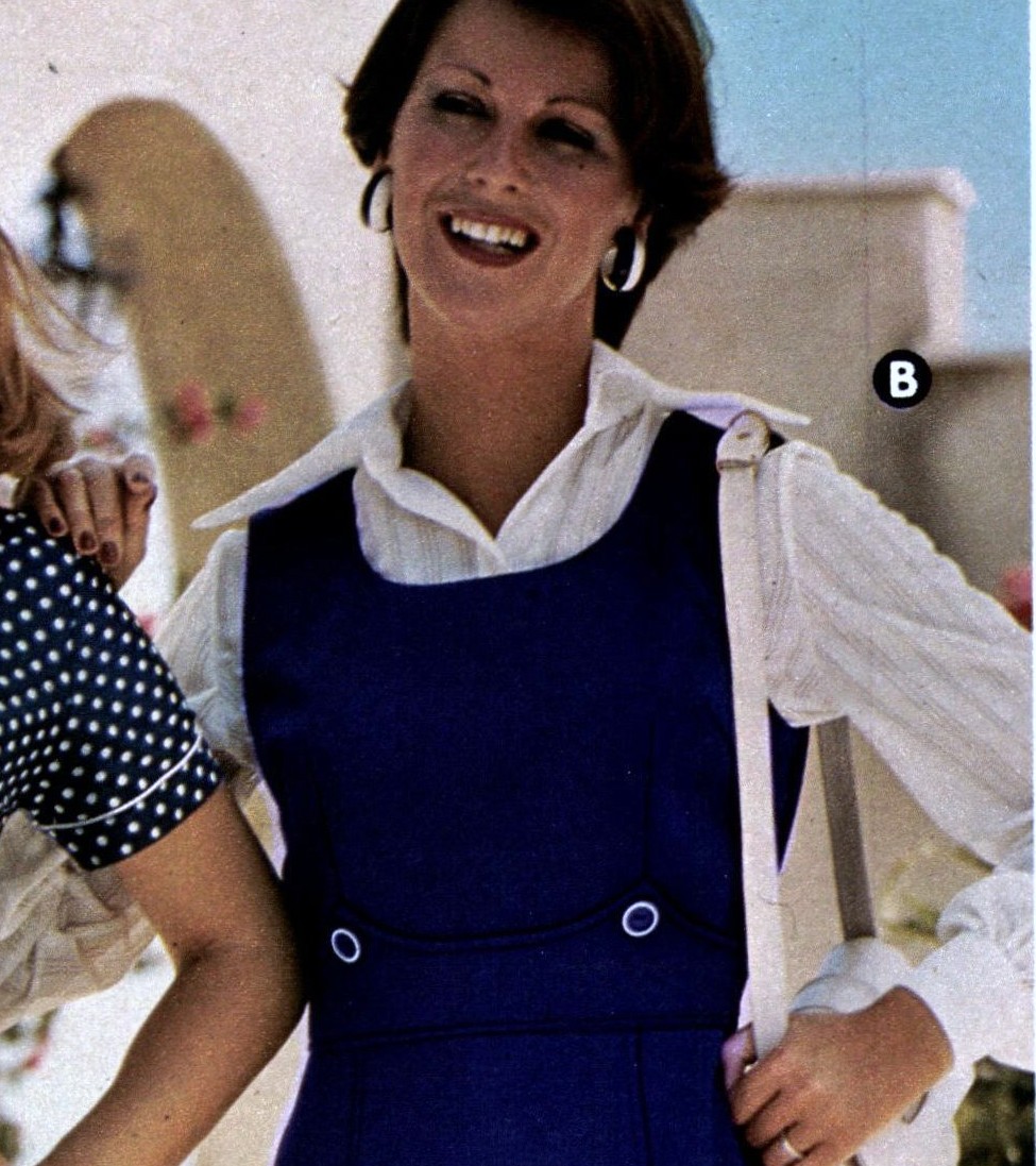 Catalogue Girls 7908-catalogue-girls.jpg