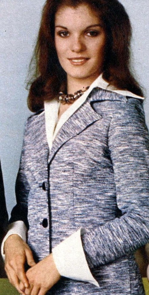 Catalogue Girls 7939-catalogue-girls.jpg