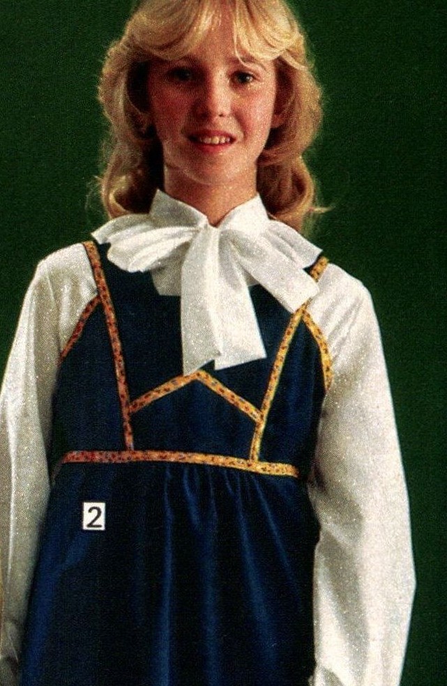 Catalogue Girls 8129-catalogue-girls.jpg