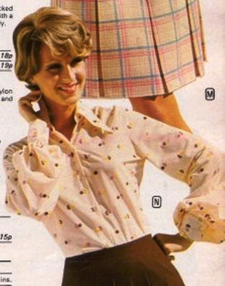 Catalogue Girls 8205-catalogue-girls.jpg