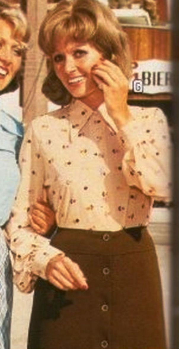 Catalogue Girls 8207-catalogue-girls.jpg