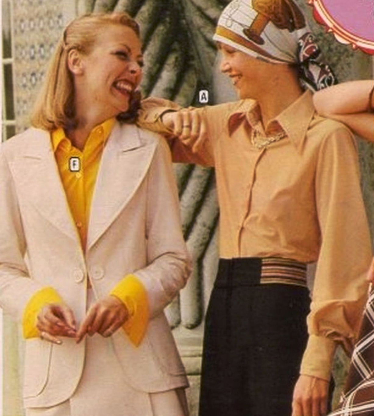 Catalogue Girls 8210-catalogue-girls.jpg