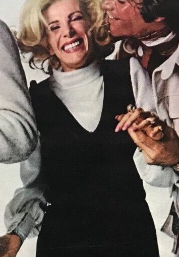 Re: CELEBRITIES IN BLOUSES 8431-re--celebrities-in-blouses.jpg