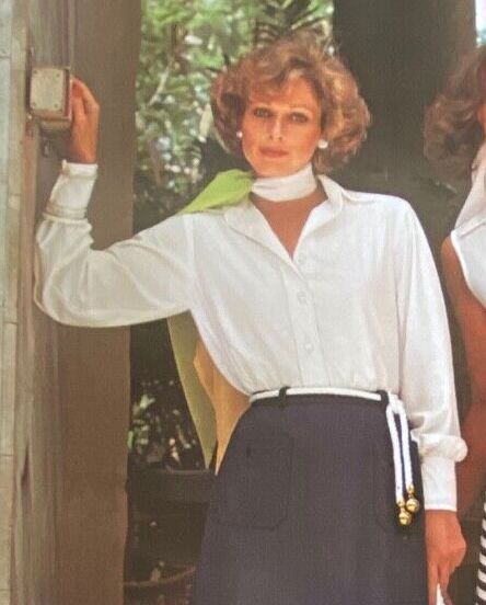 Catalogue Girls 8510-catalogue-girls.jpg