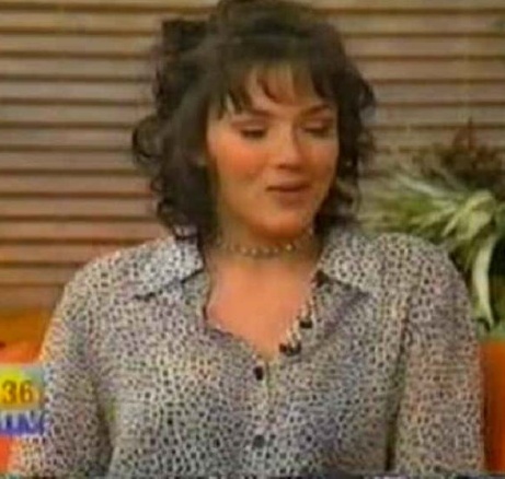 Re: CELEBRITIES IN BLOUSES 8564-re--celebrities-in-blouses.jpg