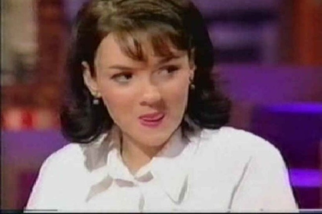 Re: CELEBRITIES IN BLOUSES 8566-re--celebrities-in-blouses.jpg