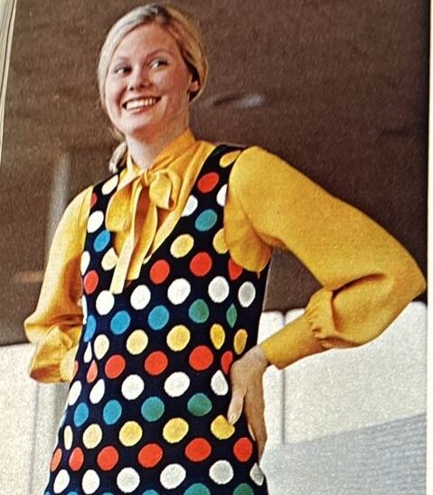 Catalogue Girls 8581-catalogue-girls.jpg