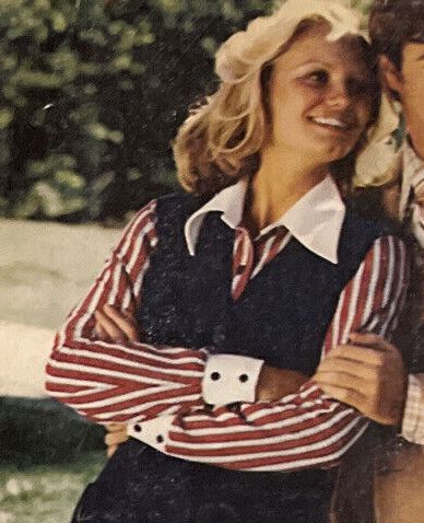 Catalogue Girls 8582-catalogue-girls.jpg