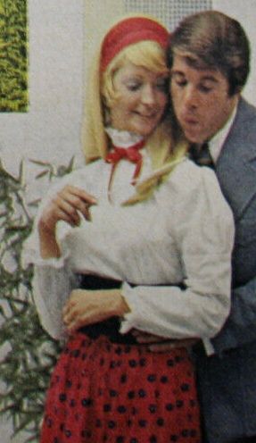 Catalogue Girls 8627-catalogue-girls.jpg