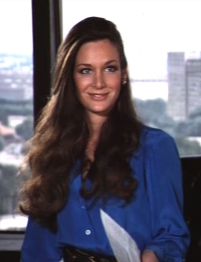 Re: CELEBRITIES IN BLOUSES 8633-re--celebrities-in-blouses.jpg