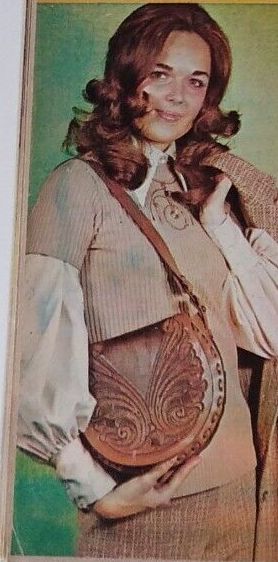 Catalogue Girls 8634-catalogue-girls.jpg