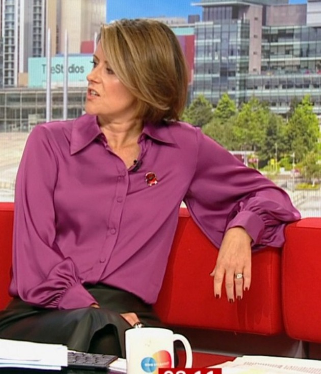 Re: CELEBRITIES IN BLOUSES 8728-re--celebrities-in-blouses.jpg