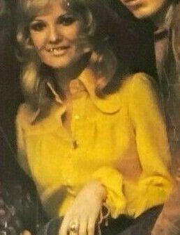 Re: CELEBRITIES IN BLOUSES 8761-re--celebrities-in-blouses.jpg