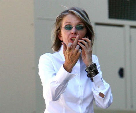 Re: CELEBRITIES IN BLOUSES 884-re--celebrities-in-blouses.jpg