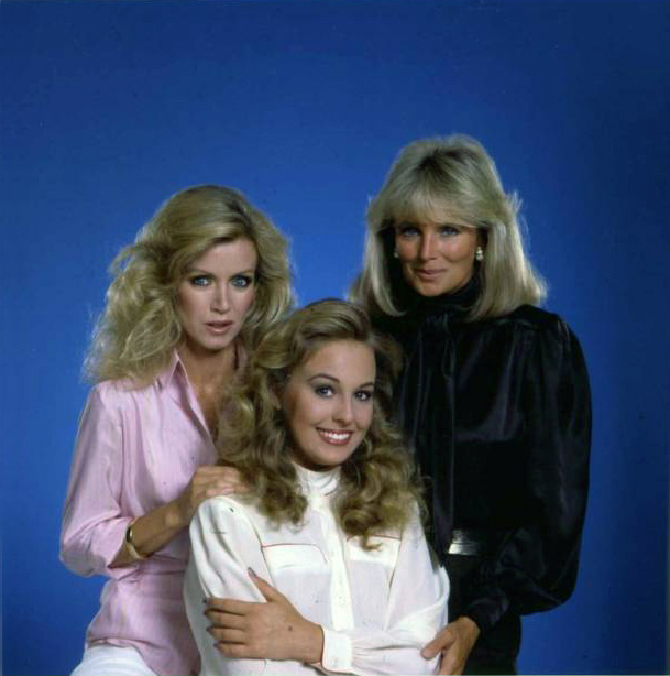 Re: CELEBRITIES IN BLOUSES 900-re--celebrities-in-blouses.jpg