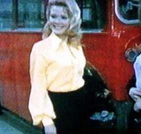 Re: CELEBRITIES IN BLOUSES 9213-re--celebrities-in-blouses.jpg