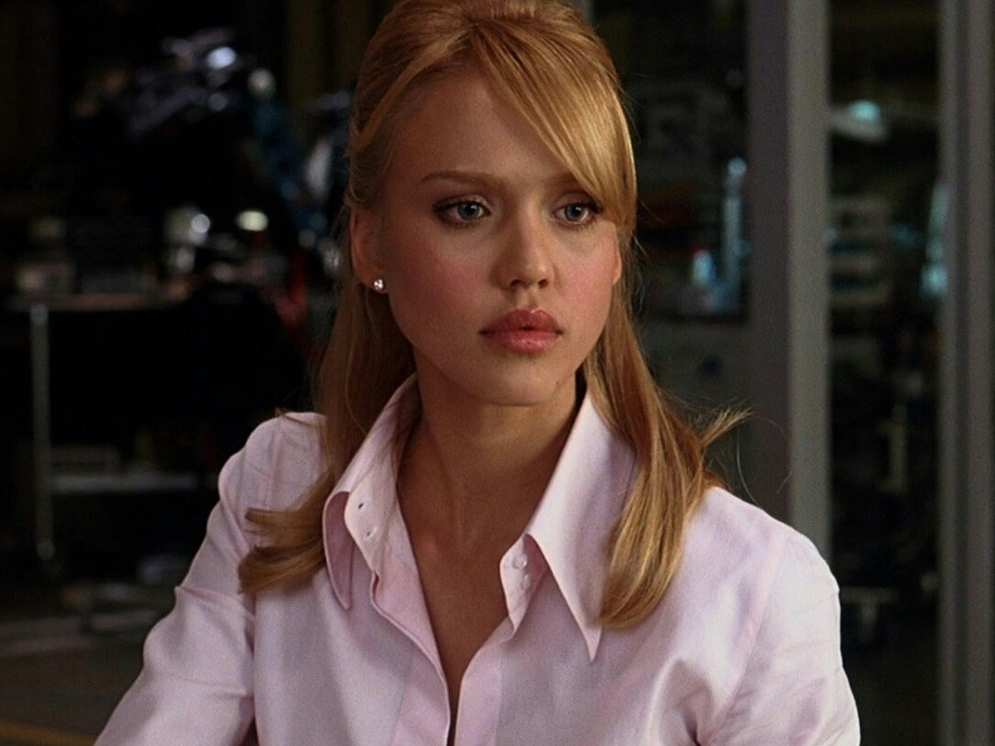 Re: CELEBRITIES IN BLOUSES 9421-re--celebrities-in-blouses.jpg