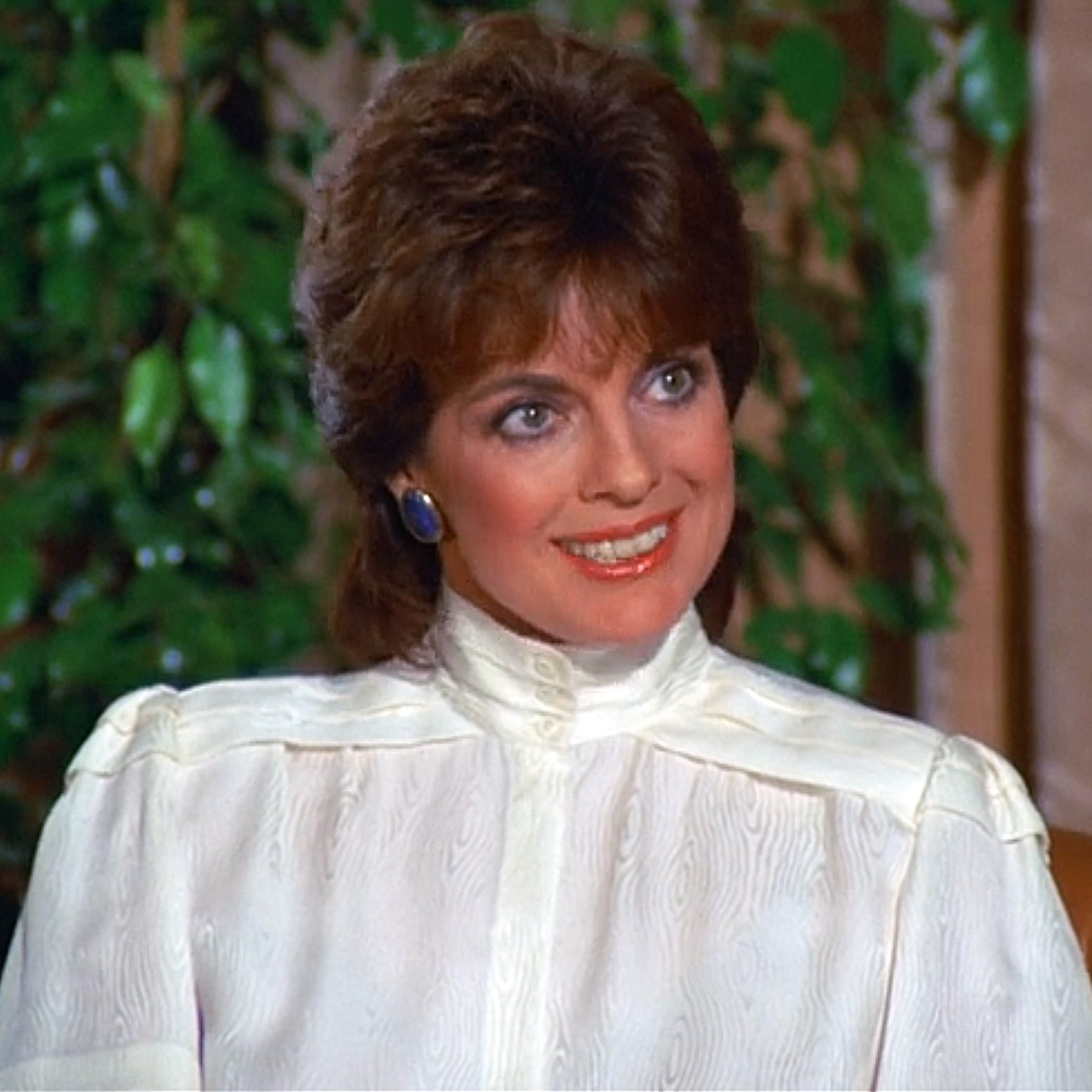 Re: CELEBRITIES IN BLOUSES 9448-re--celebrities-in-blouses.jpg