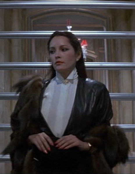 Re: CELEBRITIES IN BLOUSES 9565-re--celebrities-in-blouses.jpg