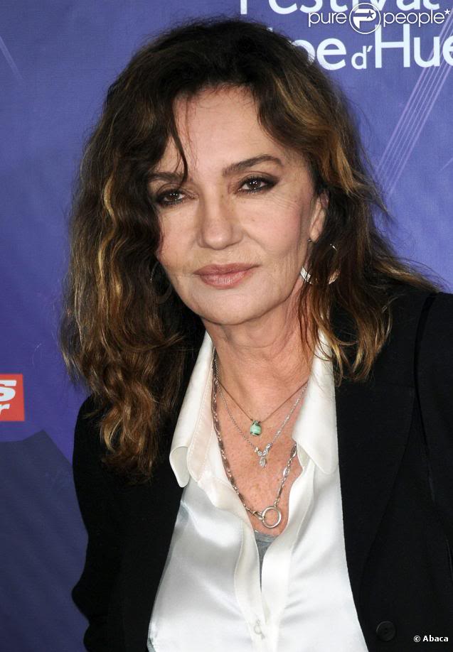 Re: CELEBRITIES IN BLOUSES 968-re--celebrities-in-blouses.jpg