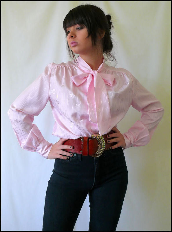 Blouses with Tienecks 9824-blouses-with-tienecks.jpg